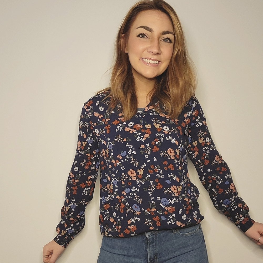 Small Foral Print Blouse